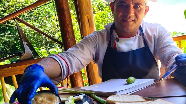 flavors-of-the-rainforest-discovering-araza-and-mimbro-at-nicuesa-lodge