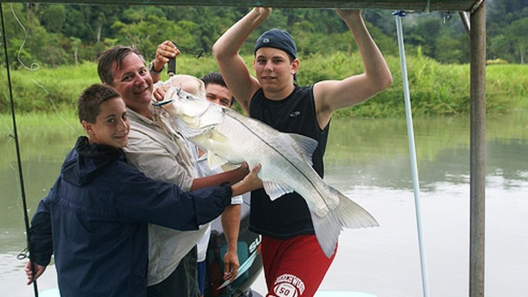 Fishing at Playa Nicuesa Rainforest Lodge is a family affair