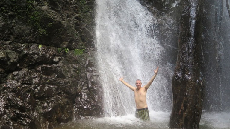 Waterfall Playa Nicuesa